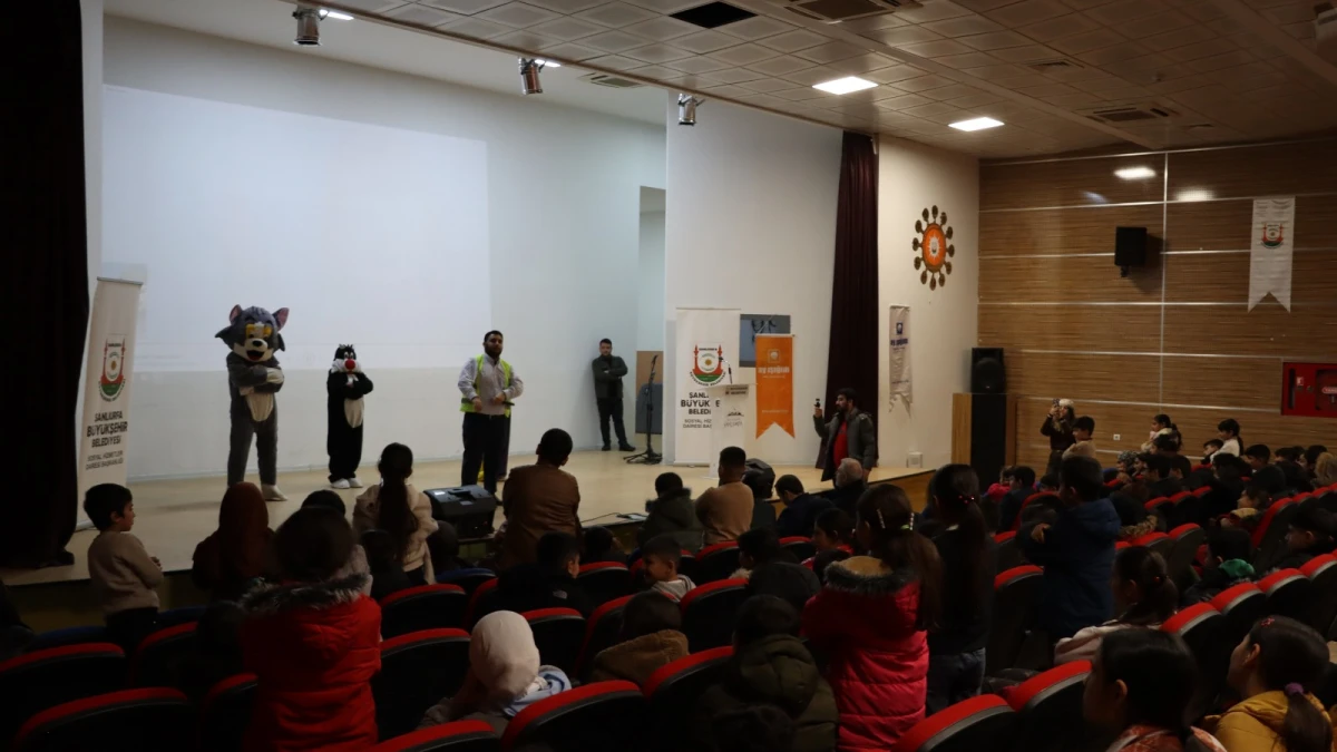 Büyükşehir, çocukların karne sevincine ortak oldu