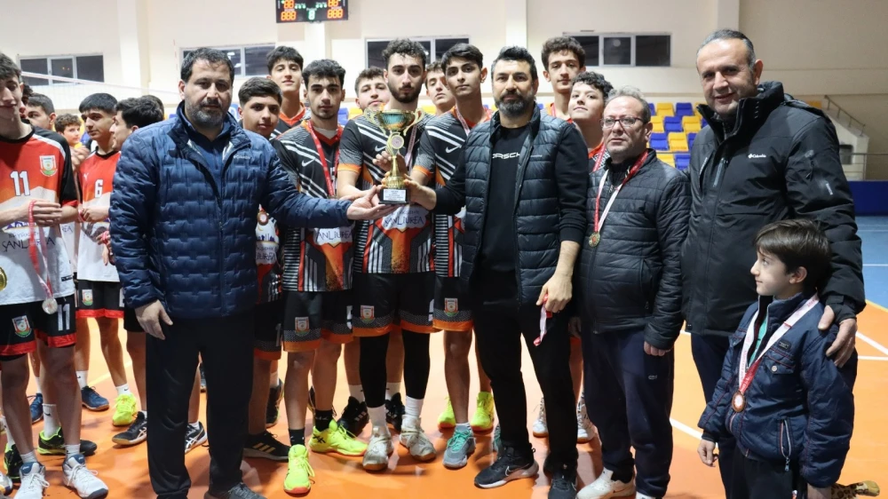 Şanlıurfa Büyükşehir Belediyesi voleybolda il şampiyonu