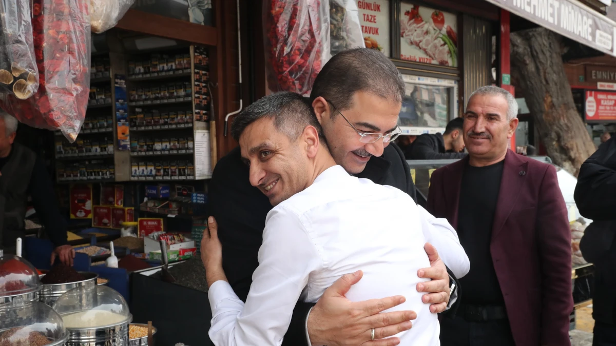 Başkan Canpolat halkla iç içe olmayı sürdürüyor