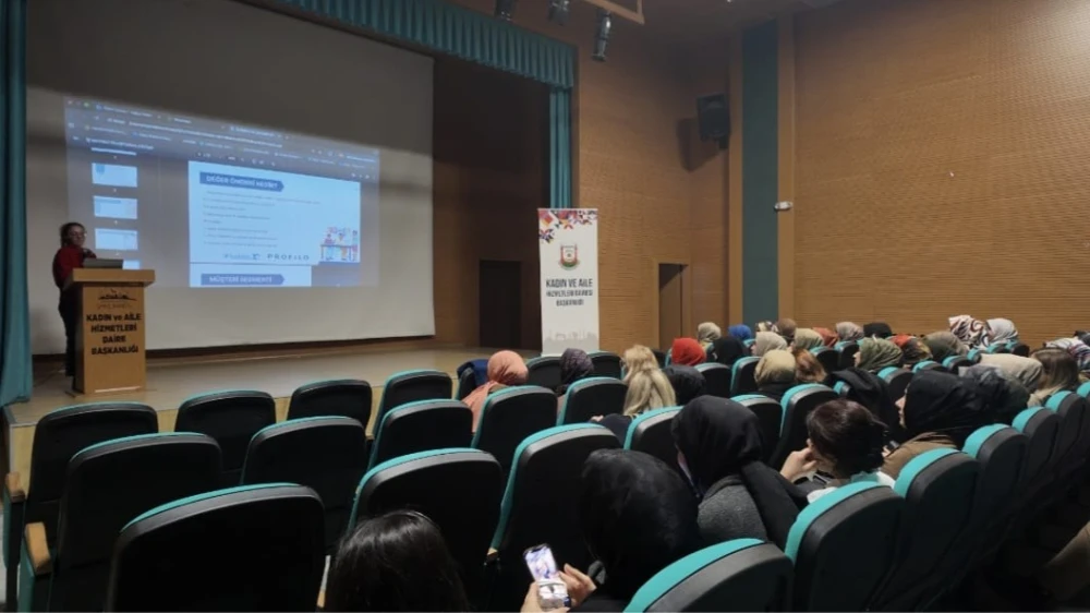 Urfa’da kadınlara şiddetle mücadele ve girişimcilik eğitimi