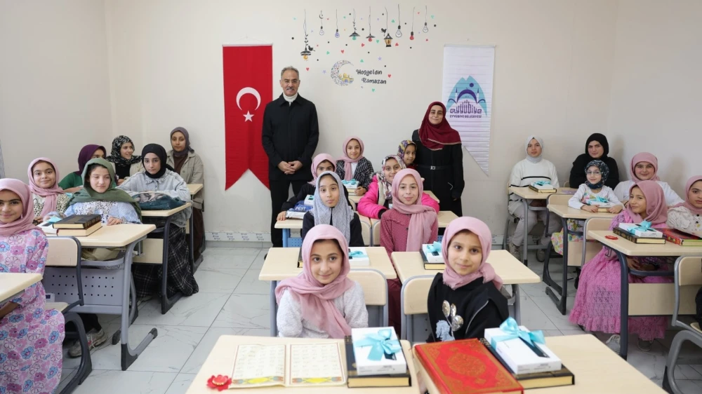 Eyyübiye’de Kur’an okumaya başlayan çocuklar büyük sevinç yaşadı