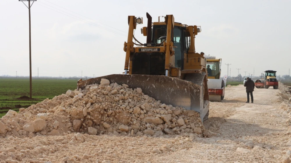 Harran–Akçakale grup yolunda hummalı çalışma sürüyor