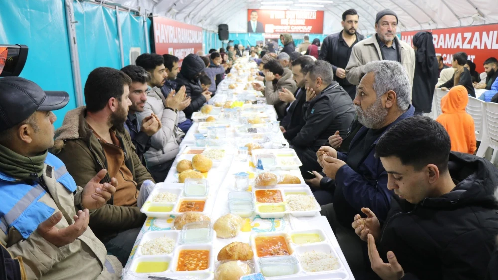Haliliye’de ‘Ramazan’ dolu dolu yaşanıyor