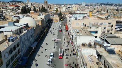 Divanyolu caddesi baştan sona yenilendi