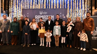 Vali Şıldak koruyucu ailelerle iftarda buluştu