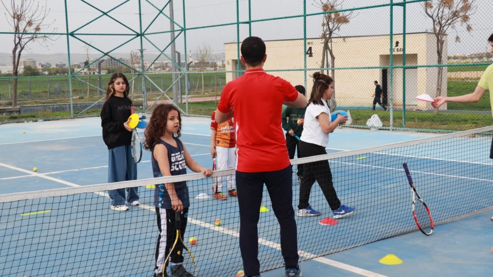 Eyyübiye’de ücretsiz tenis kursu