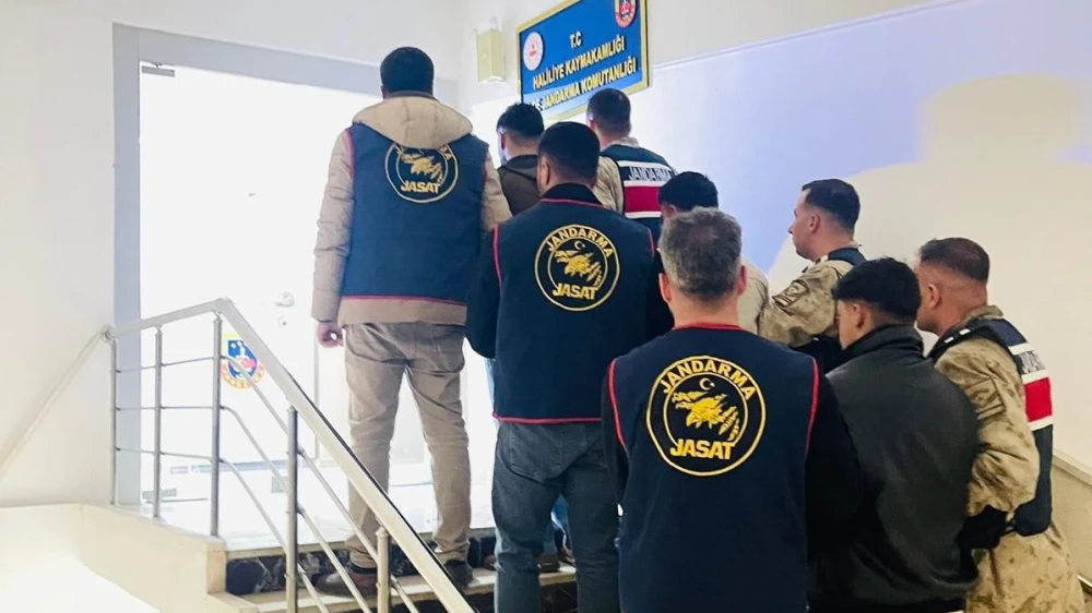 Urfa’da bağ evi hırsızları yakalandı