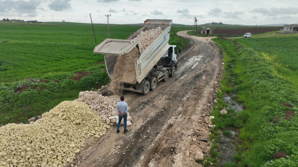 Eyyübiye kırsalında yollar daha güvenli oluyor