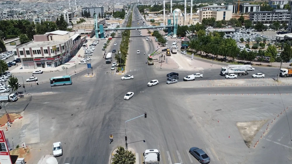 Urfa’da dev ulaşım projesinde ilk kazma vuruldu