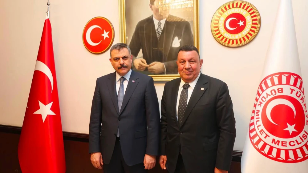Özyavuz’dan Bakan Çiftçi’ye ziyaret