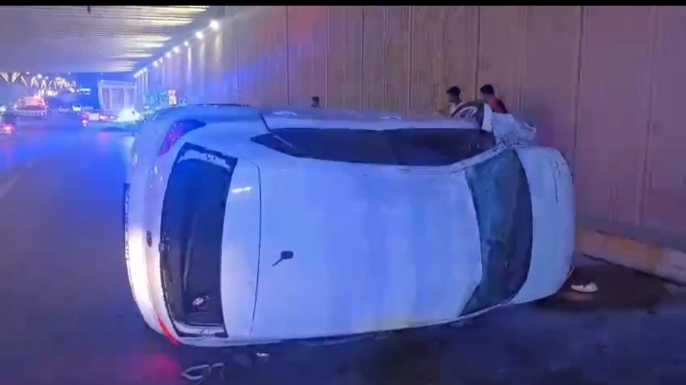 Şanlıurfa'da Tünele Giren Otomobil Tıra Arkadan Çarptı: 2 Yaralı