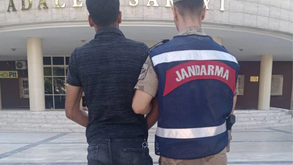 Urfa’da Aranan 3 Şahıs Jandarmadan Kaçamadı: Toplam 29 Yıl Hapis Cezaları Bulunuyordu