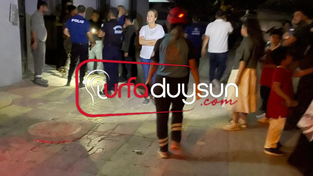 URFA’DA ELEKTRİK PANOSUNDAN ÇIKAN YANGIN KORKUTTU