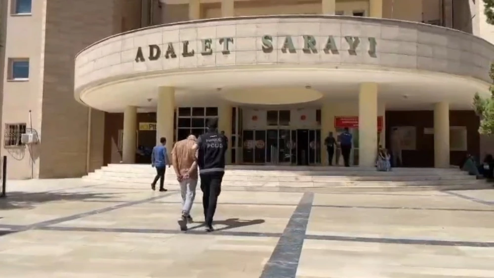 URFA’DA 20 KİLO 600 GRAM PLAKA ESRAR ELE GEÇİRİLDİ