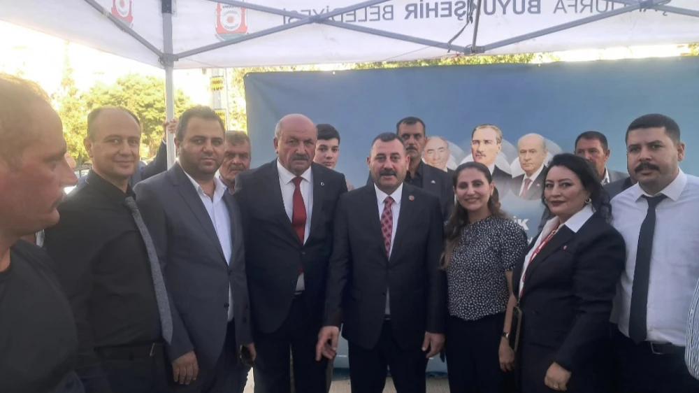 TÜRK SAĞLIK-SEN AİLESİ, MHP KONGRESİNDE OSMAN MUTLU’YU YALNIZ BIRAKMADI