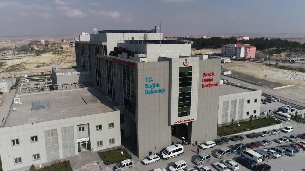 BİRECİK DEVLET HASTANESİ’NE YENİ DİŞ GÖRÜNTÜLEME CİHAZI