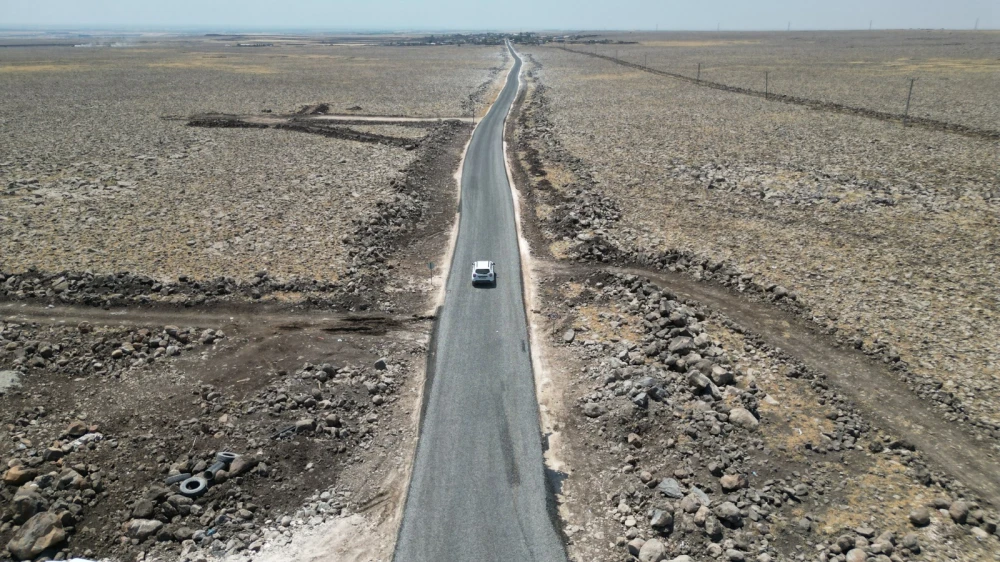 Viranşehir’de kırsal yollar konforlu hale getiriliyor
