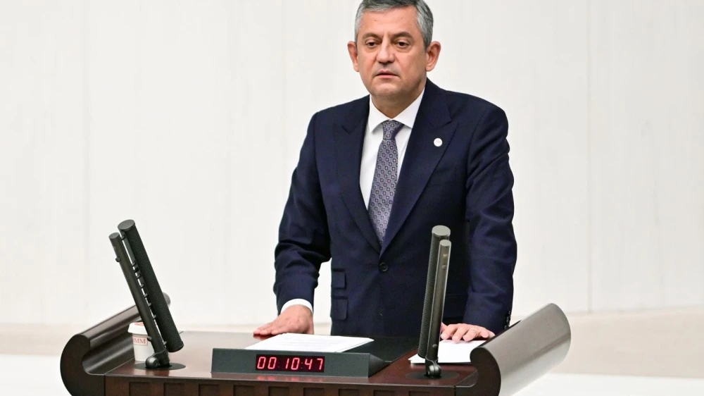 ŞANLIURFA’DA YENİ PARTİ HAREKETLİLİĞİ: İL BAŞKANLIĞI İÇİN 20 ADAY ADAYI MASADA