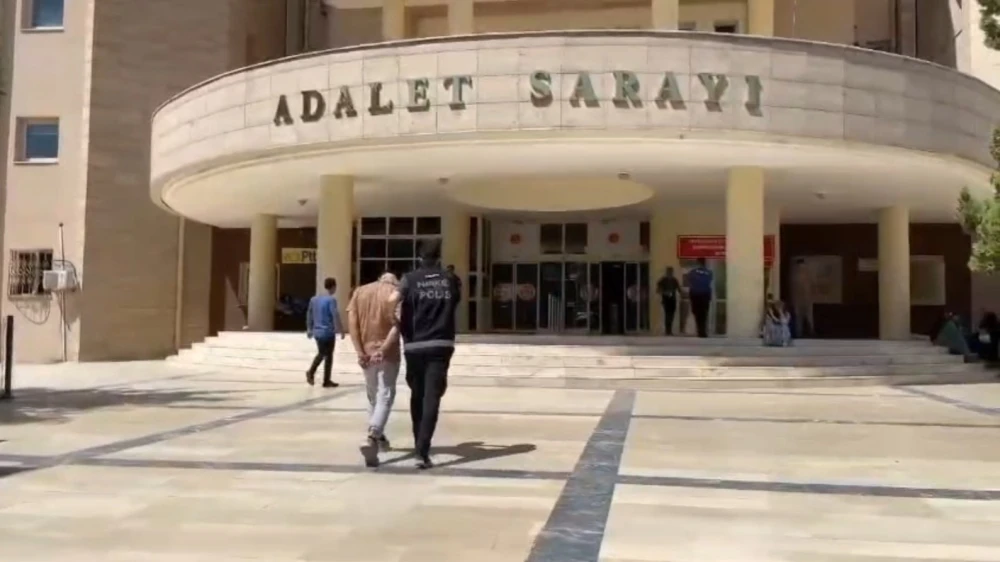 URFA’DA 20 KİLO 600 GRAM PLAKA ESRAR ELE GEÇİRİLDİ