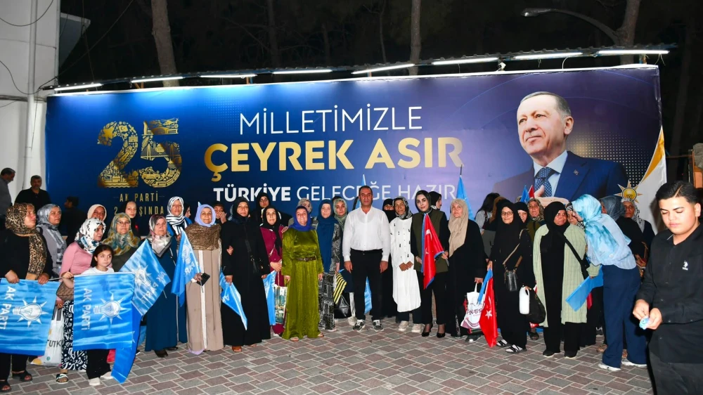 AK PARTİ’DE 25. YIL HEYECANI! ŞANLIURFA’DAN MİTİNGE GÜÇLÜ KATILIM