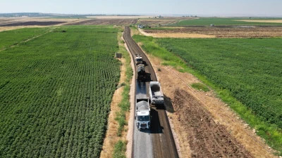 HİLVAN’DA KIRSAL YOLLAR BÜYÜKŞEHİR’LE YENİLENİYOR