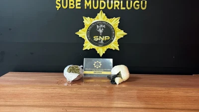 Şanlıurfa’da Şüpheli Araçtan 1,5 Kilo Skunk Çıktı: 4 Şüpheli Tutuklandı