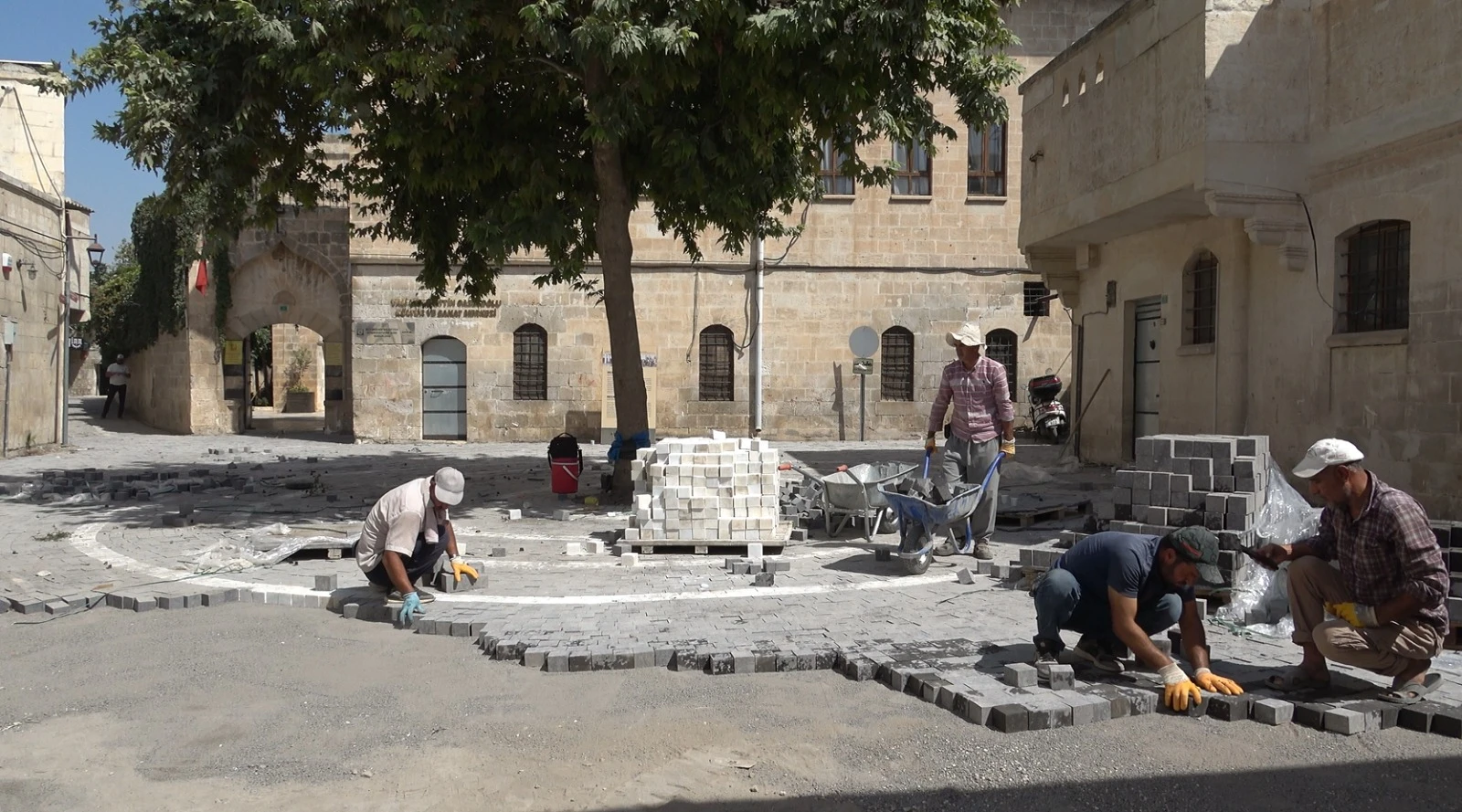 URFA’DA 58 MEYDANI YENİ YÜZÜNE KAVUŞUYOR