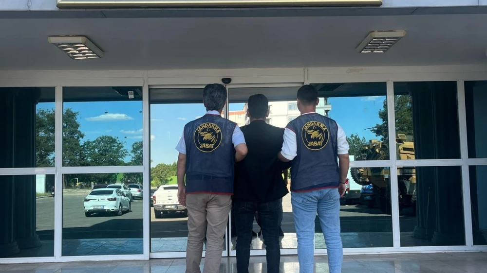 URFA'DA HAPİS CEZASI BULUNAN FİRARİ YAKALANDI