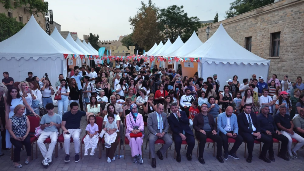URFA’NIN KÜLTÜRÜ BAKÜ’DE GÖNÜLLERİ BULUŞTURDU