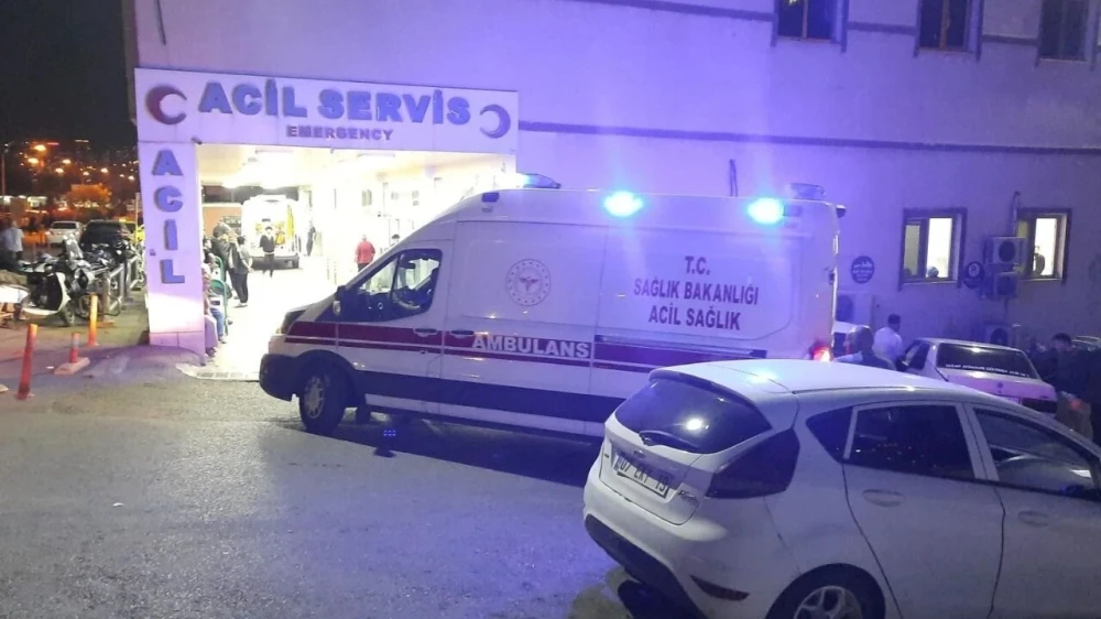 HALİLİYE’DE KORKUTAN KAZA! MOTOSİKLET SÜRÜCÜSÜ YOLA SAVRULDU