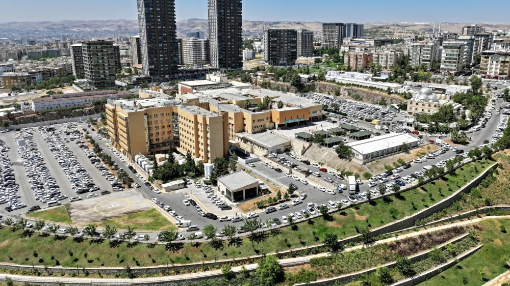 ŞANLIURFA’DA SAFRA KANALI TAŞLARININ TEDAVİSİNDE YENİ DÖNEM