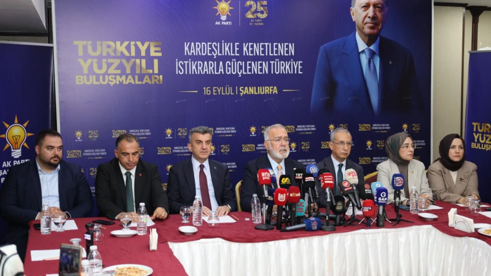 ŞANLIURFA’DA SİYASİ GÜNDEM HAREKETLENDİ! AK PARTİ HEYETİ BASINLA BULUŞTU