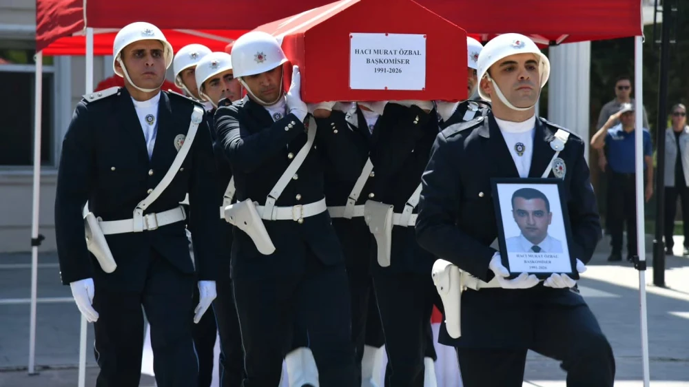 ŞANLIURFA’DA BAŞKOMİSER HACI MURAT ÖZBAL İÇİN UĞURLAMA TÖRENİ