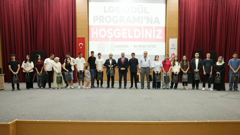 KARAKÖPRÜ’DE BAŞARILI ÖĞRENCİLERE DESTEK