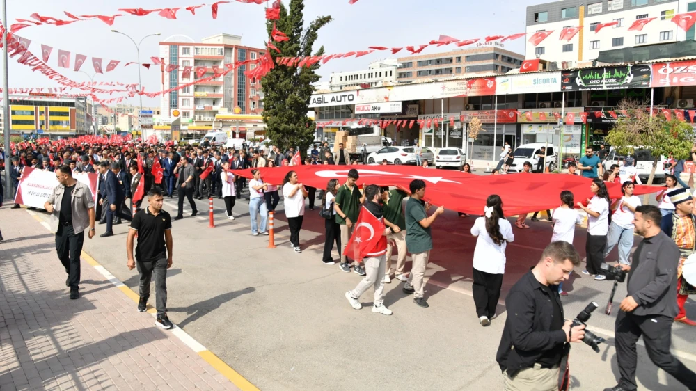 URFA’DA KAHRAMANLAR KARDEŞLİK YOLUNDA YÜRÜYÜŞÜ