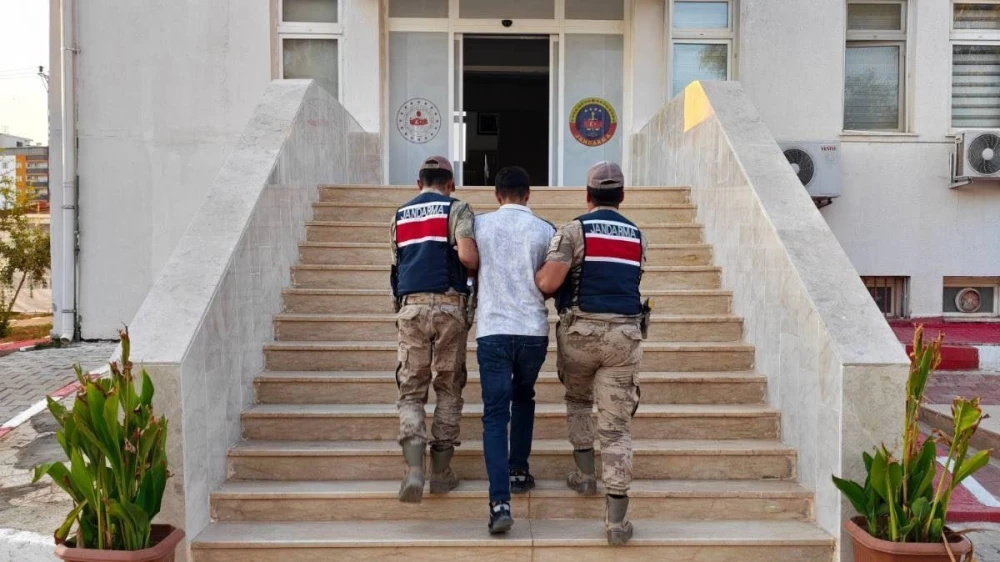 URFA’DA DOLANDIRICILIK FİRARİSİ YAKALANDI