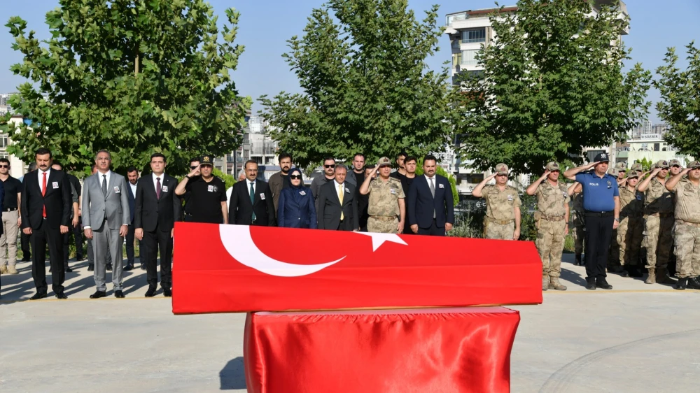 URFA’DA GÖZŞYALARIYLA MEMLEKETİNE UĞURLANDI