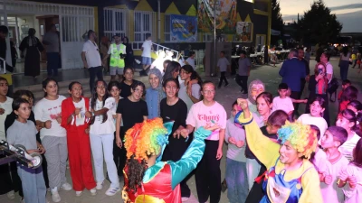 ÇOCUK ŞENLİĞİ’NDE ÇOCUKLAR DOYASIYA EĞLENDİ