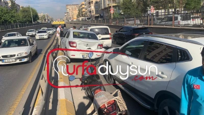 ŞANLIURFA’DA ZİNCİRLEME KAZA: 5 ARAÇ BİRBİRİNE GİRDİ
