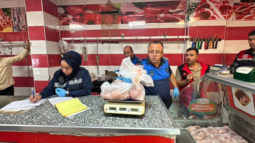 HALİLİYE’DE GIDA DENETİMLERİNDE TAVİZ YOK: İŞLETMELER MÜHÜRLENDİ