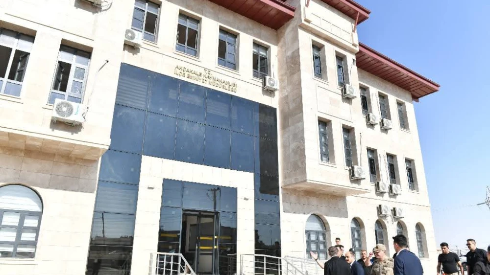 URFA’DA ÖRNEK DAVRANIŞ! BULDUĞU 75 BİN EUROYU POLİSE TESLİM ETTİ
