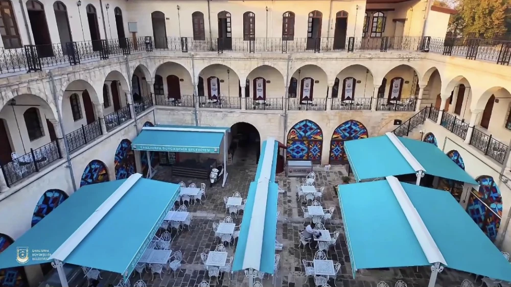 ŞANLIURFA’DA TARİHİ BARUTÇU HANI, KÜLTÜR VE SANATIN MERKEZİ OLUYOR
