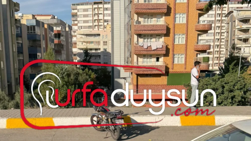 URFA’DA MOTOSİKLET YAYAYA ÇARPTI: 2 YARALI