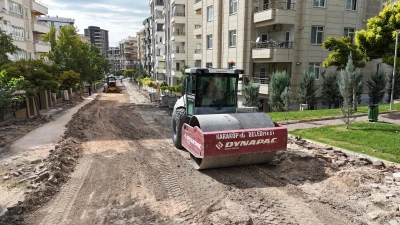 KARAKÖPRÜ’DE PRESTİJ SOKAK ÇALIŞMALARI HIZ KESMEDEN SÜRÜYOR