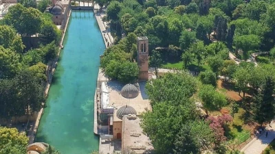 ŞANLIURFA’NIN NEYİ MEŞHUR? TARİHİ, LEZZETLERİ VE KÜLTÜRÜYLE DİKKAT ÇEKİYOR!