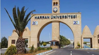 ŞANLIURFA’DA KPSS HEYECANI: HARRAN ÜNİVERSİTESİNDEN ADAYLARA TRAFİK UYARISI